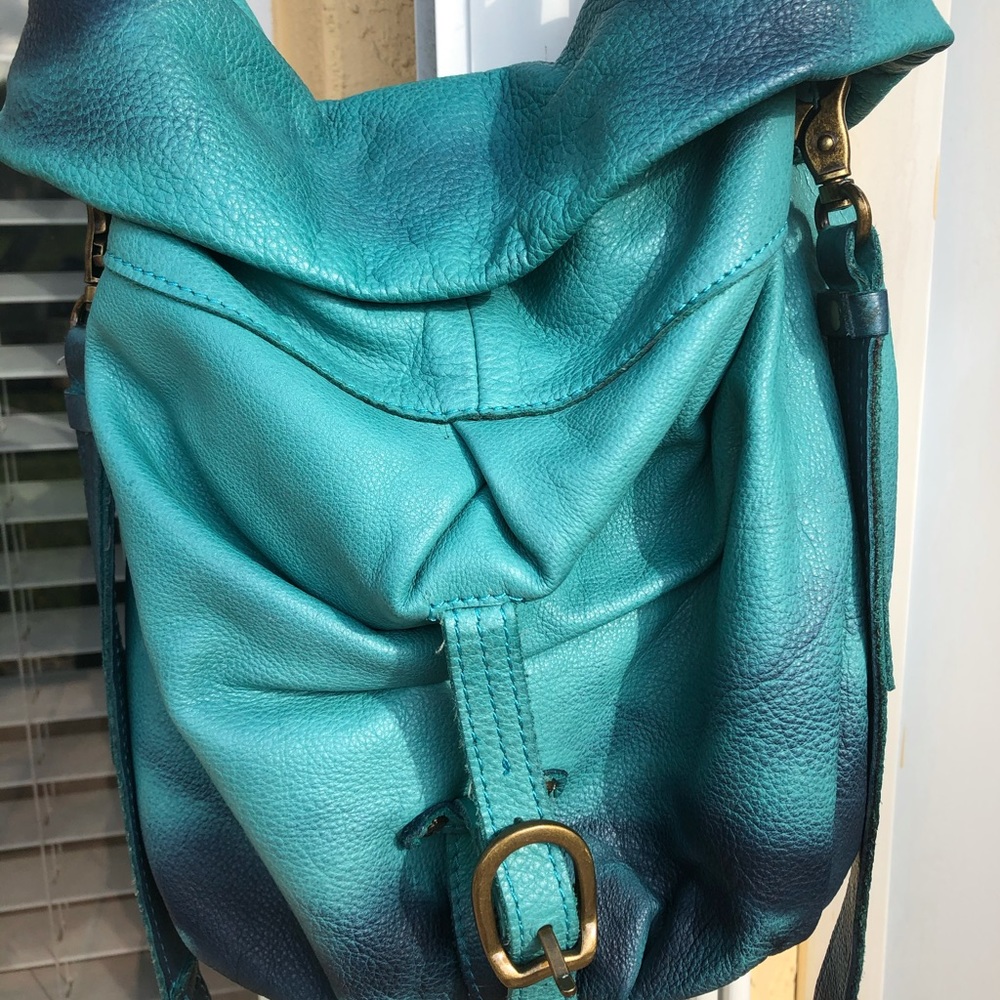 OLD TREND “Lotus” bucket bag